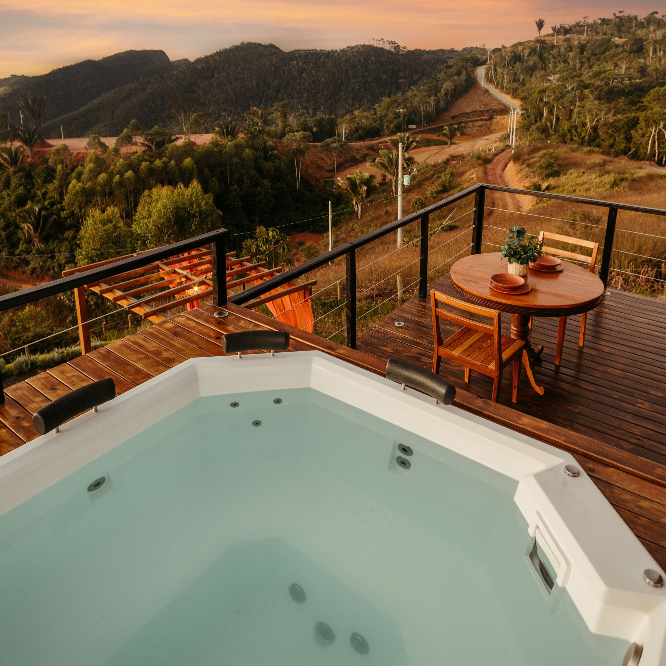 Piscines, Spas Et Fournitures